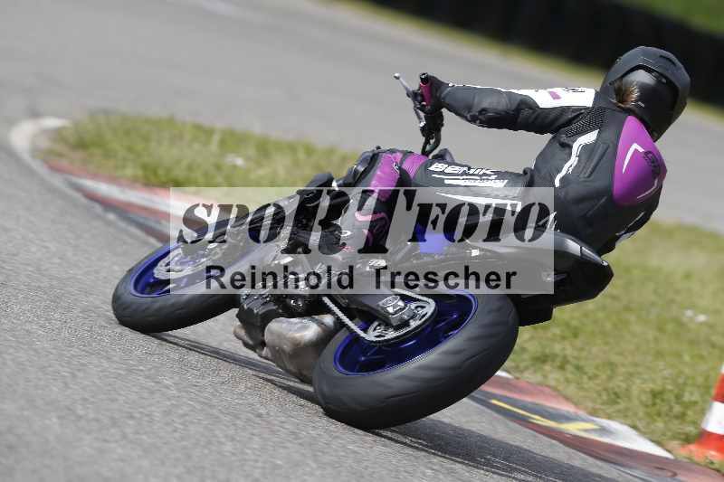 /14 25.04.2024 TZ Motorsport Training ADR/Gruppe gruen/4